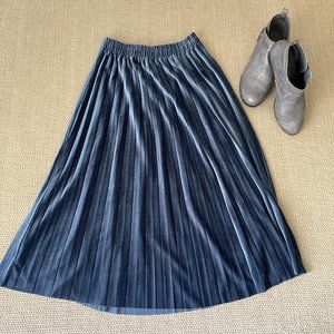 Ninexis Silver Gray Accordian Pleated Velvet Maxi Skirt One Size